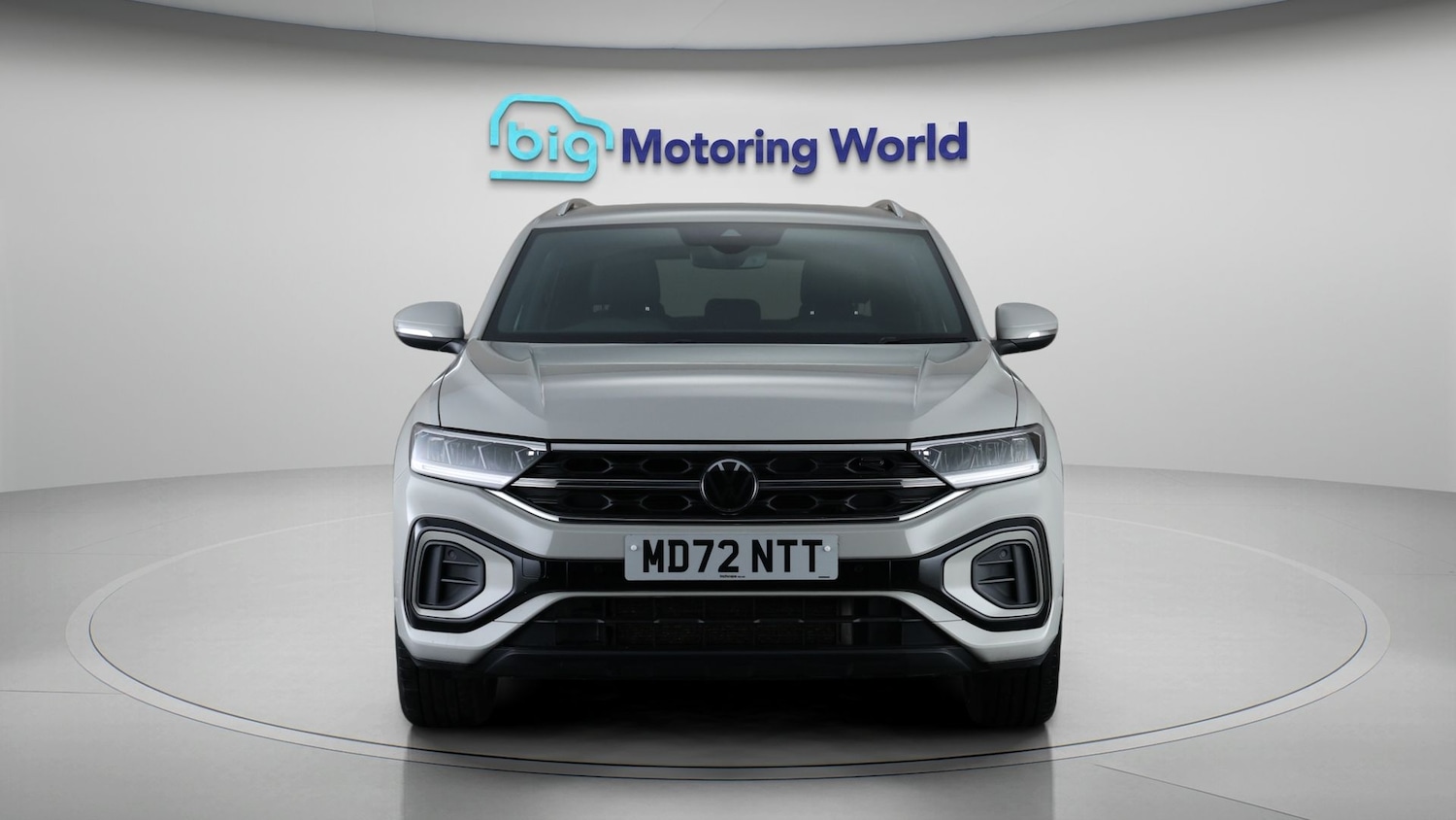 Used Volkswagen T-Roc 2023 for sale - 77413358: Photo 2