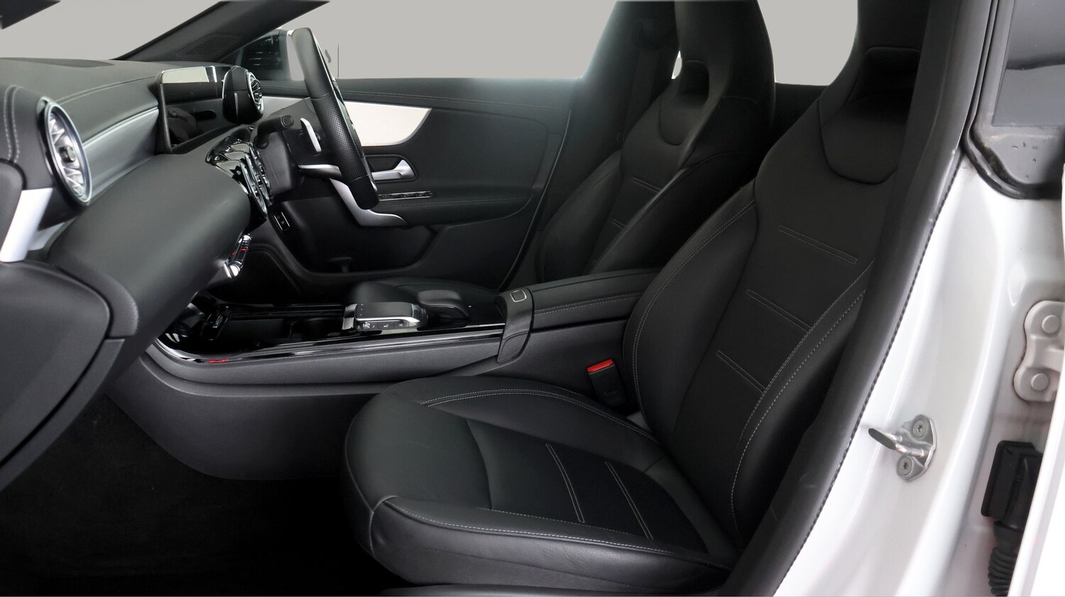 Used Mercedes-Benz CLA 2022 for sale - 77573700: Photo 14