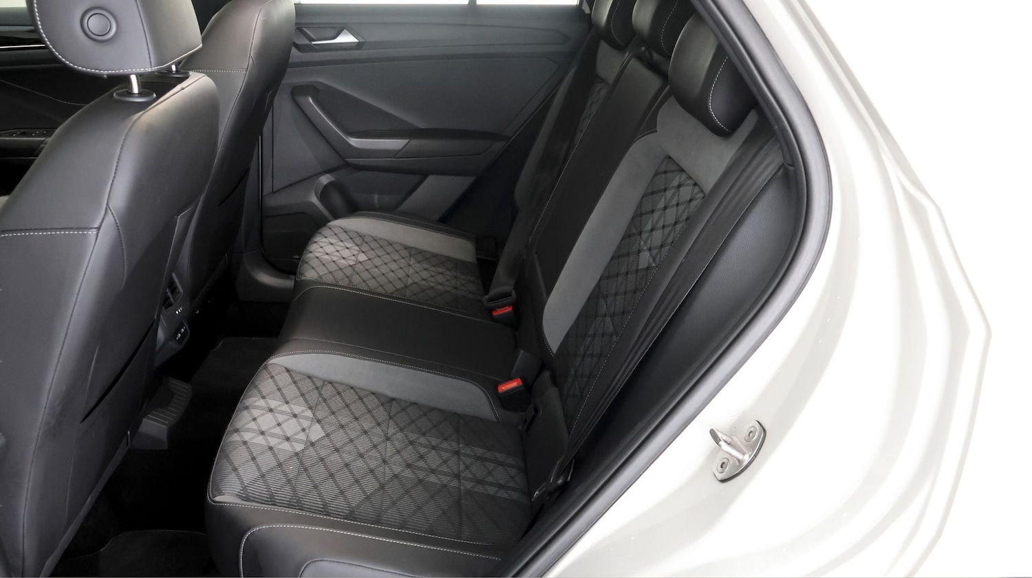 Used Volkswagen T-Roc 2023 for sale - 78131509: Photo 15