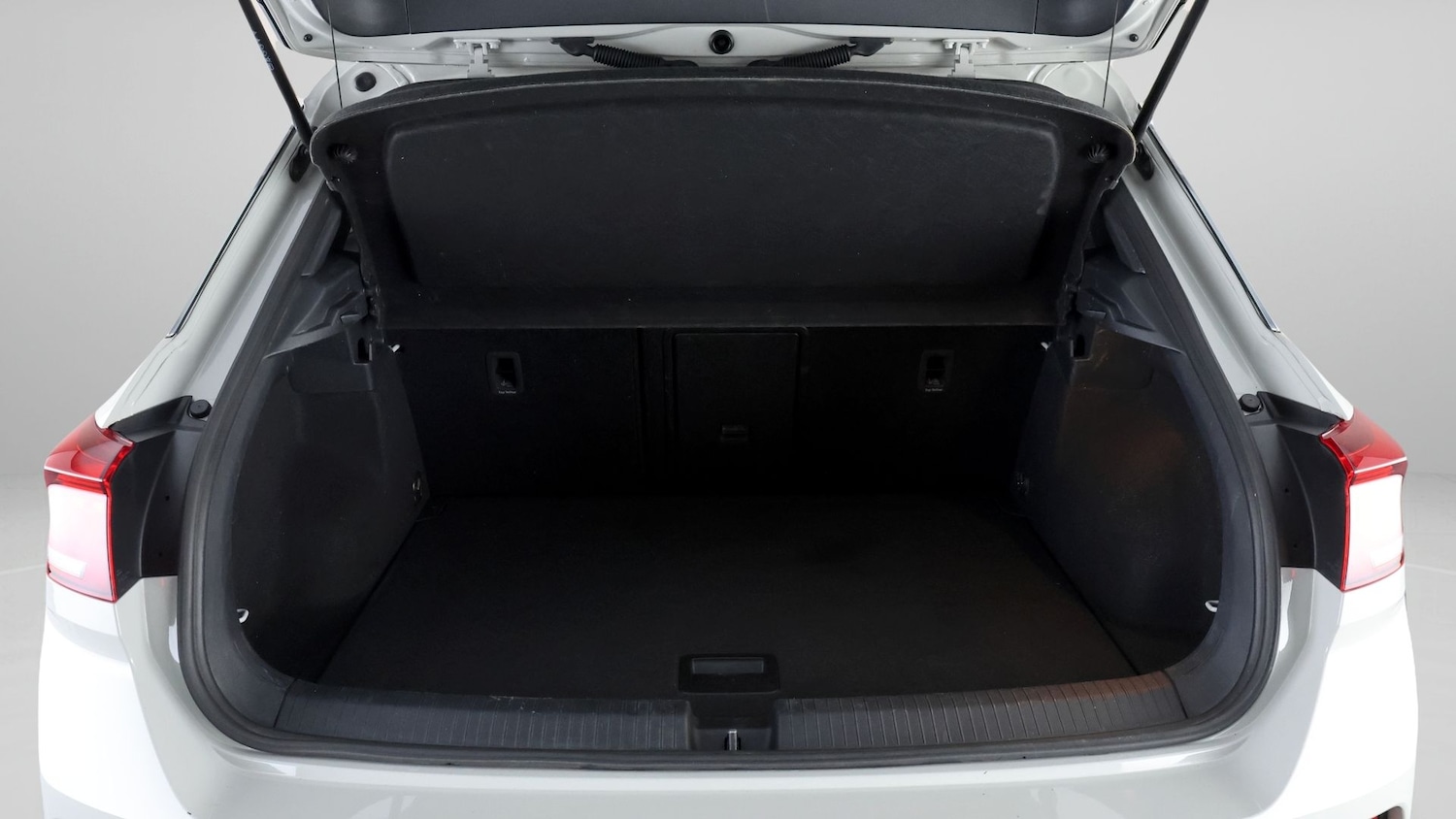 Used Volkswagen T-Roc 2023 for sale - 78131509: Photo 16