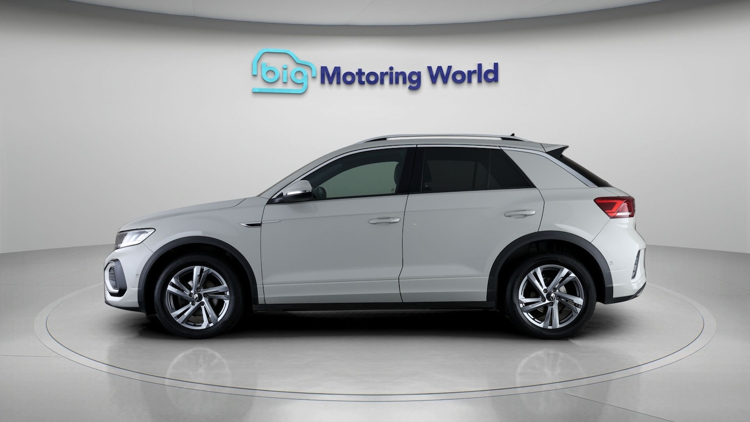 Used Volkswagen T-Roc 2023 for sale - 78131509: Photo 4