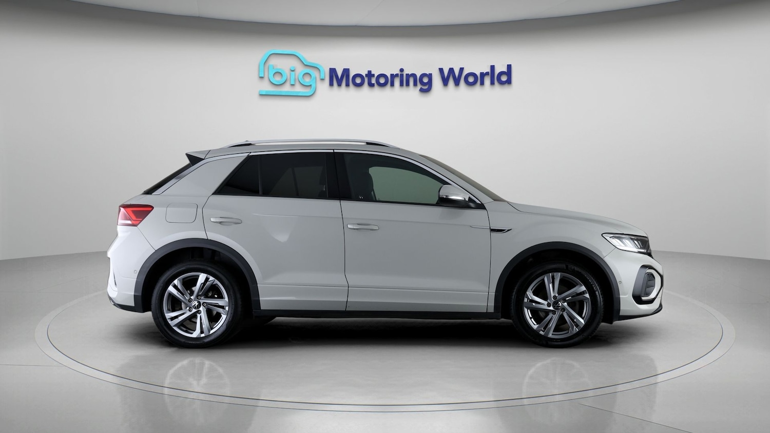 Used Volkswagen T-Roc 2023 for sale - 78131509: Photo 8