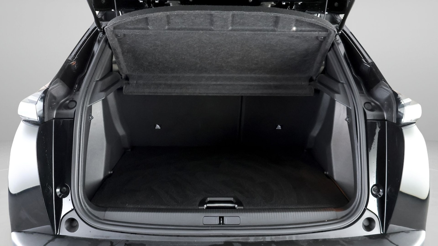 Used Peugeot 2008 2023 for sale - 77643918: Photo 16