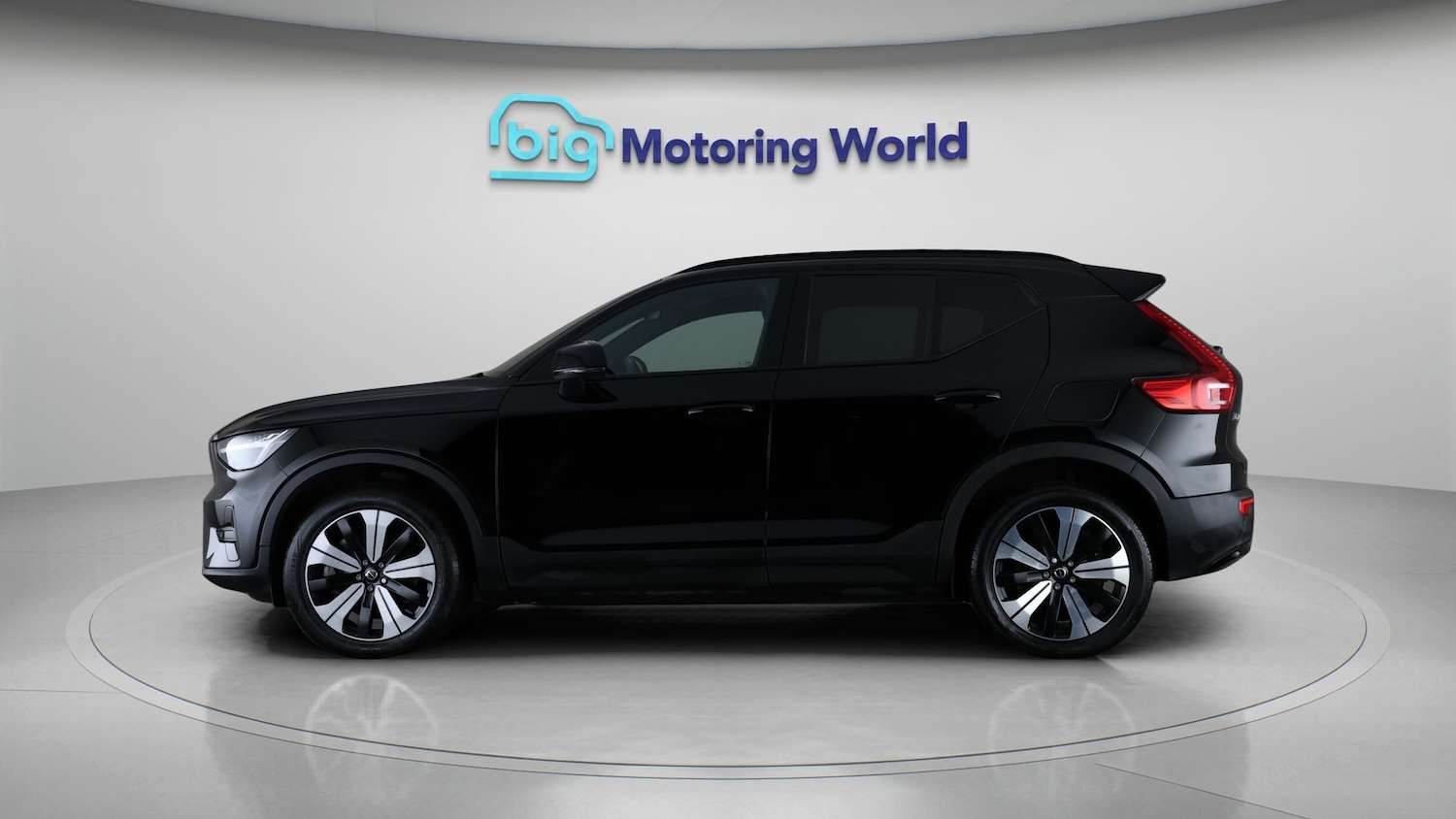 Used Volvo XC40 2023 for sale - 77622625: Photo 4