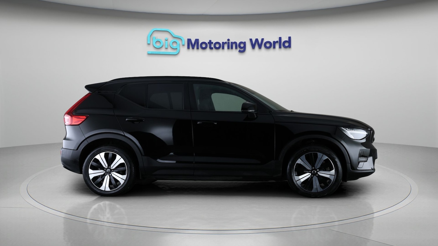 Used Volvo XC40 2023 for sale - 77622625: Photo 8
