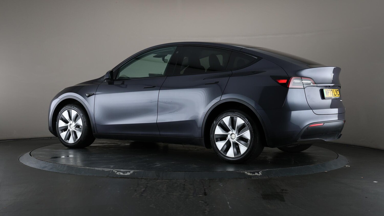 Used Tesla Model Y 2022 for sale - 76152917: Photo 75