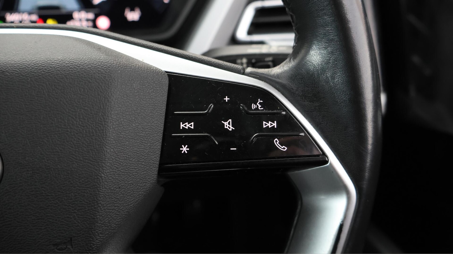 Used Audi Q4 e-tron 2021 for sale - 76499149: Photo 25