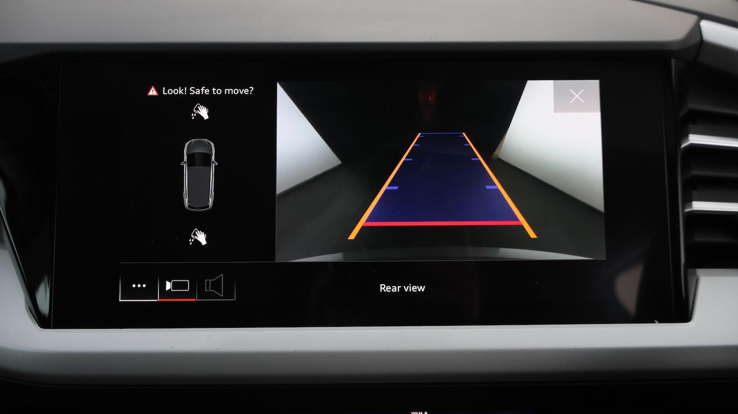 Used Audi Q4 e-tron 2021 for sale - 76499149: Photo 26