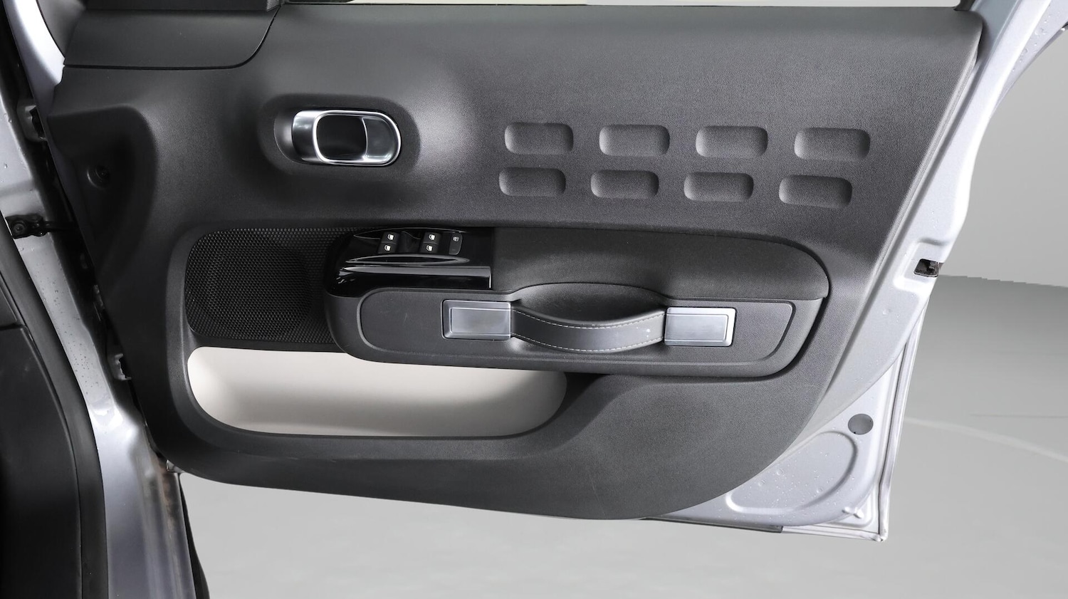 Used Citroen C3 2023 for sale - 76409296: Photo 15