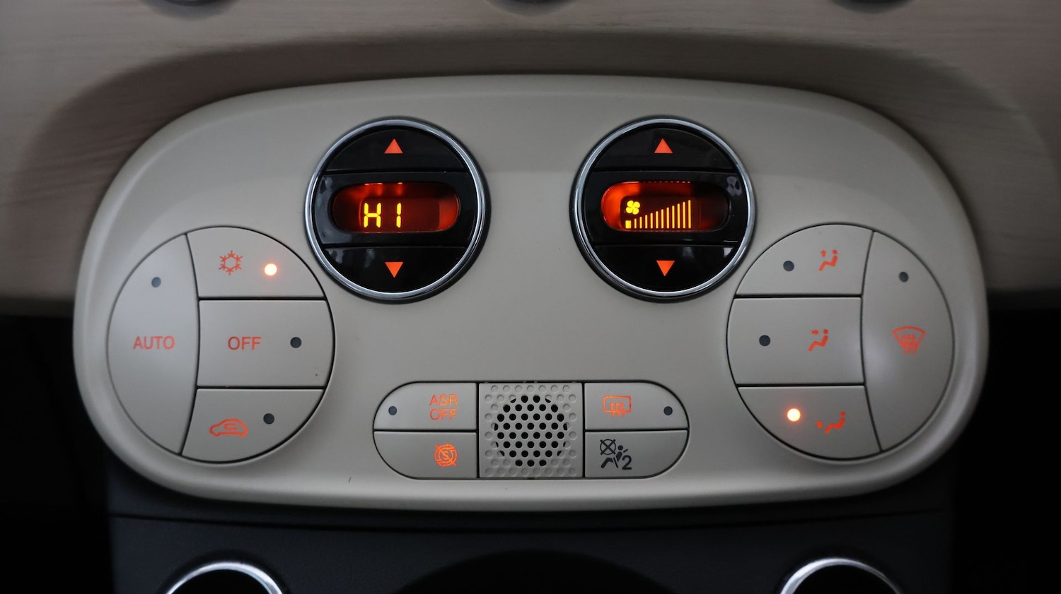 Used Fiat 500 2021 for sale - 77536329: Photo 12