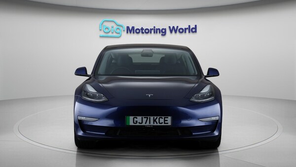 Used Tesla Model 3 2021 for sale - 76246538: Photo 3