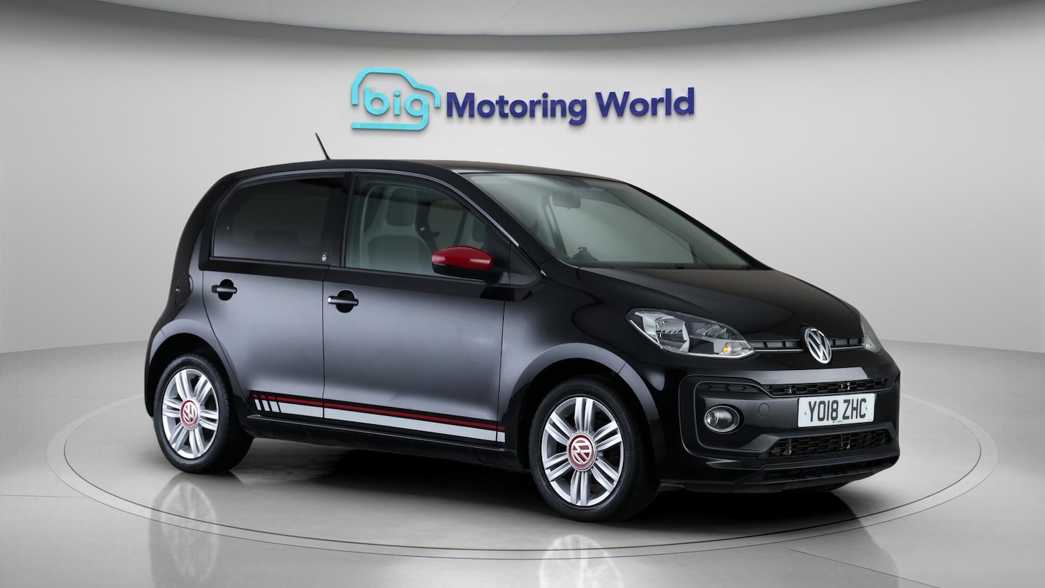 Used Volkswagen up! 2018 for sale - 76714845: Photo 1