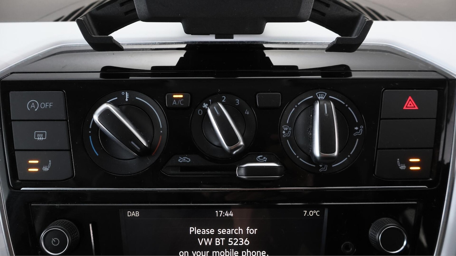 Used Volkswagen up! 2018 for sale - 76714845: Photo 11