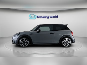 Used MINI Hatch 2021 for sale - 79067996: Photo