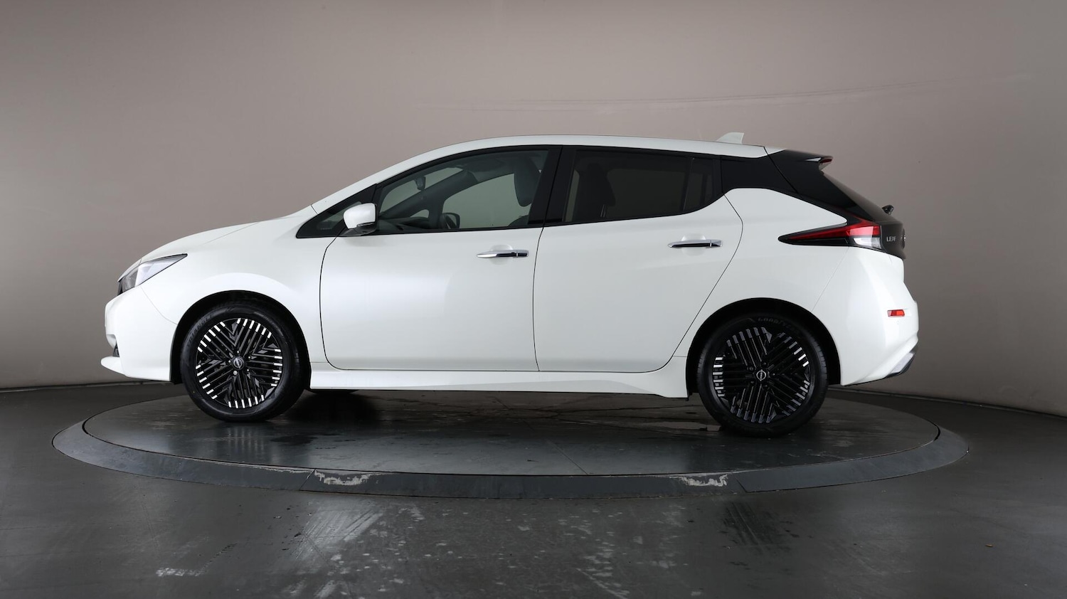 Used Nissan Leaf 2022 for sale - 76136204: Photo 36