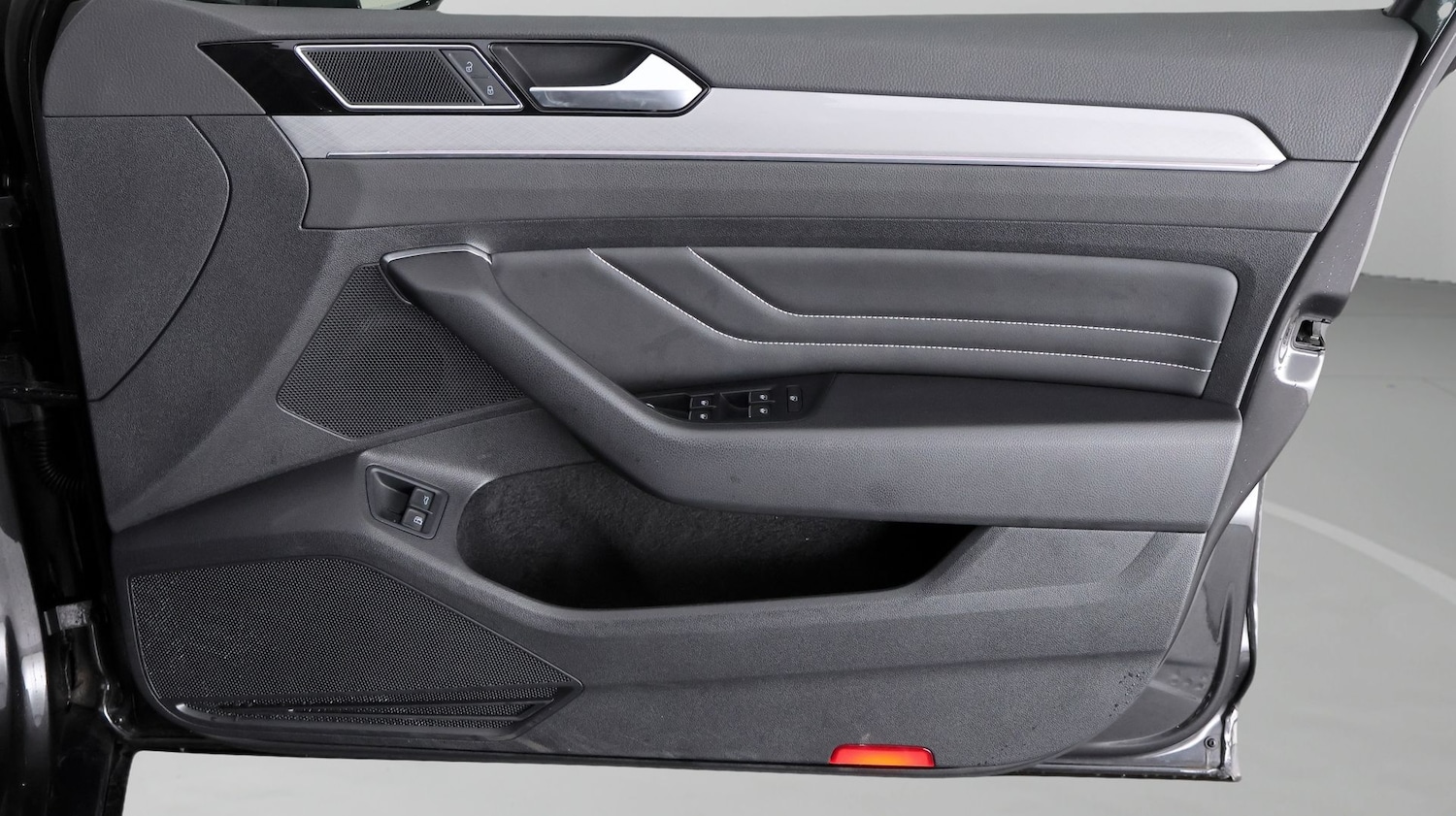 Used Volkswagen Passat 2023 for sale - 77314223: Photo 15