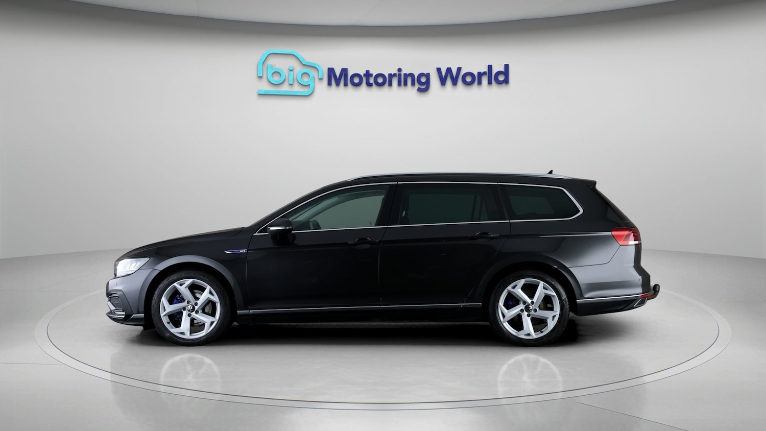 Used Volkswagen Passat 2023 for sale - 77314223: Photo 4