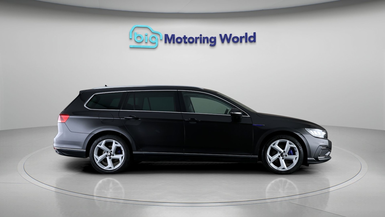 Used Volkswagen Passat 2023 for sale - 77314223: Photo 8