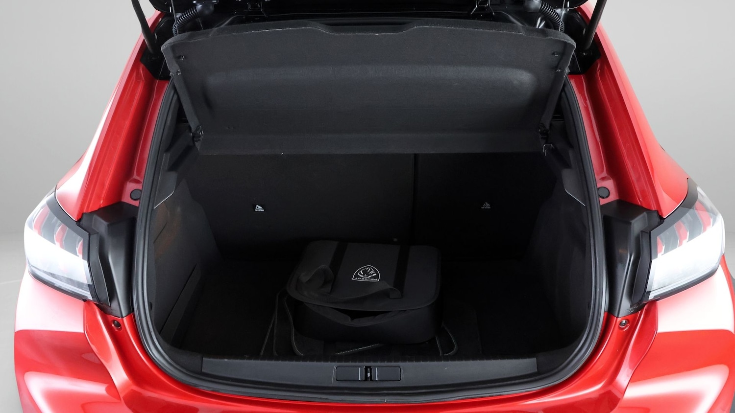 Used Peugeot 208 2023 for sale - 77353857: Photo 17