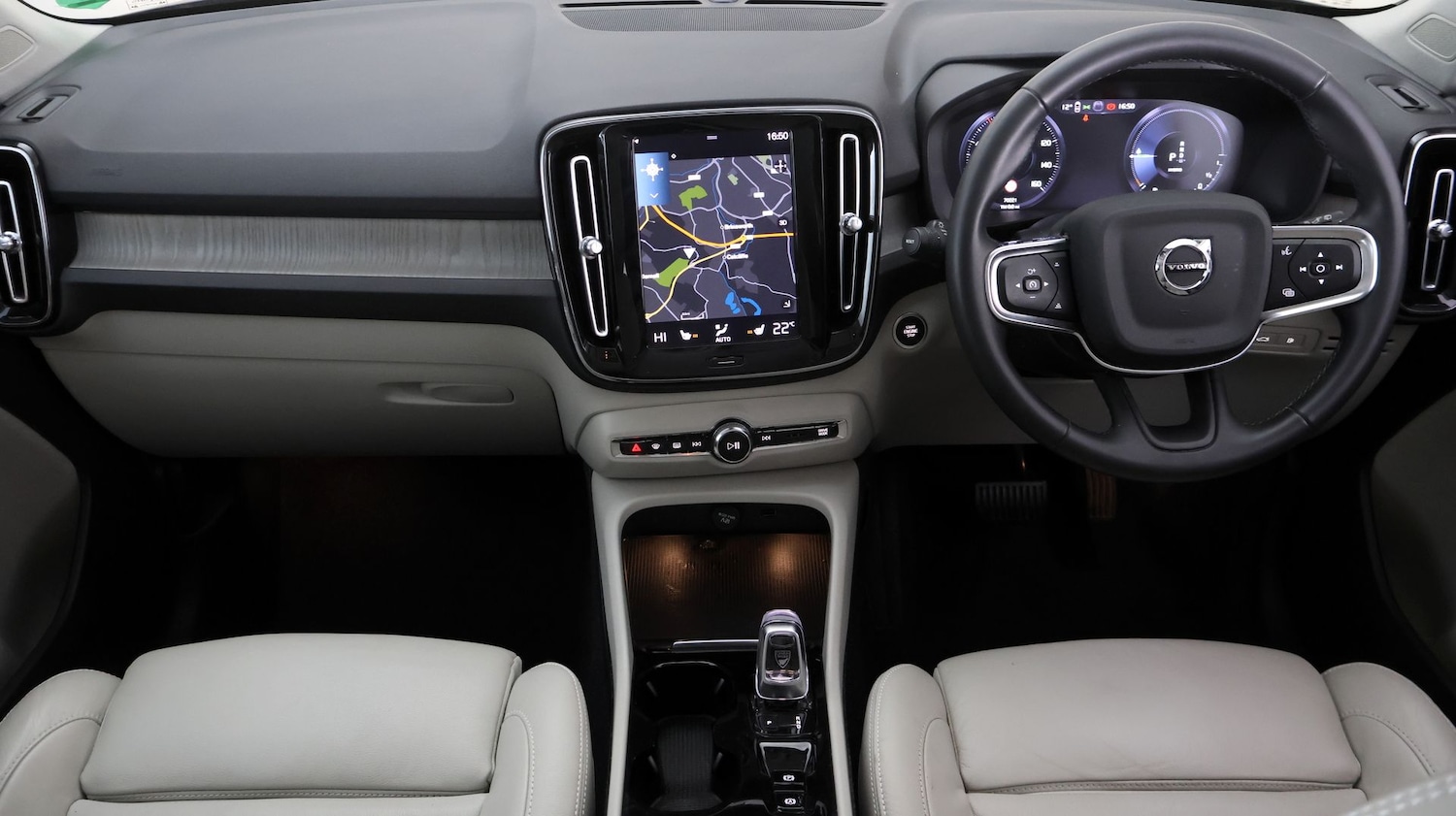 Used Volvo XC40 2021 for sale - 77395636: Photo 13