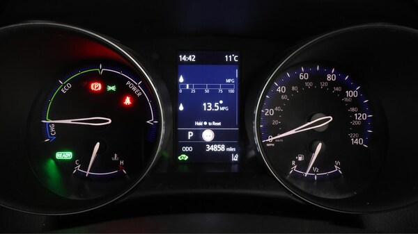 Used Toyota C-HR 2022 for sale - 76306856: Photo 11