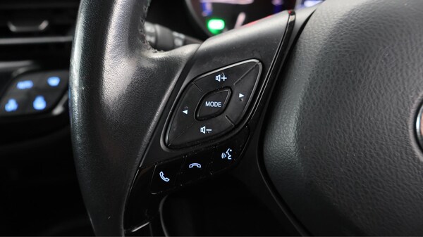 Used Toyota C-HR 2022 for sale - 76306856: Photo 23