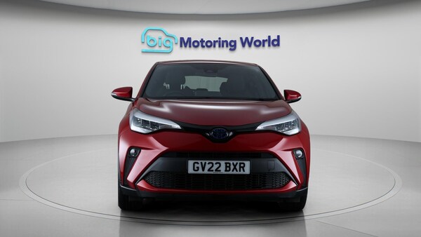Used Toyota C-HR 2022 for sale - 76306856: Photo 3