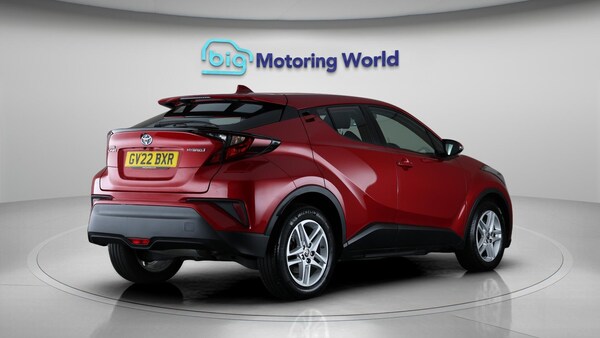 Used Toyota C-HR 2022 for sale - 76306856: Photo 8