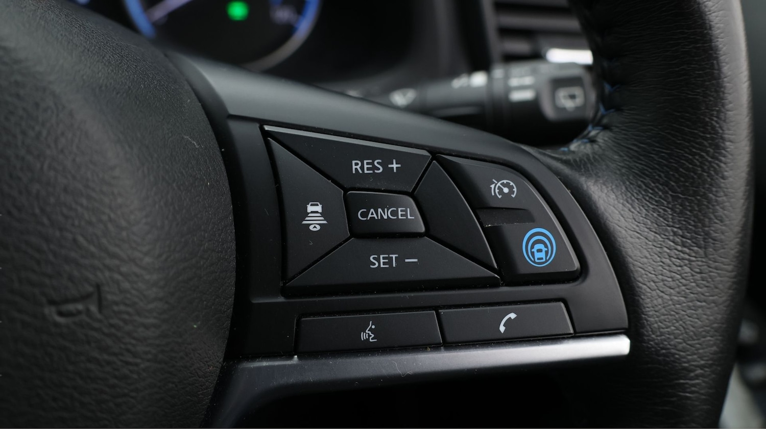 Used Nissan Leaf 2022 for sale - 77701208: Photo 23