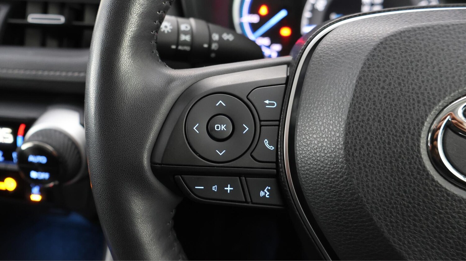 Used Toyota RAV4 2020 for sale - 76484428: Photo 22