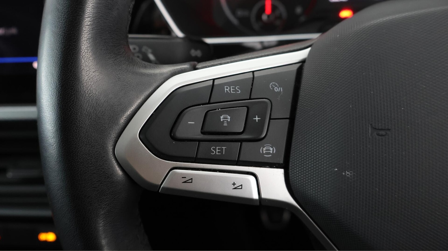 Used Volkswagen T-Cross 2021 for sale - 76472962: Photo 24