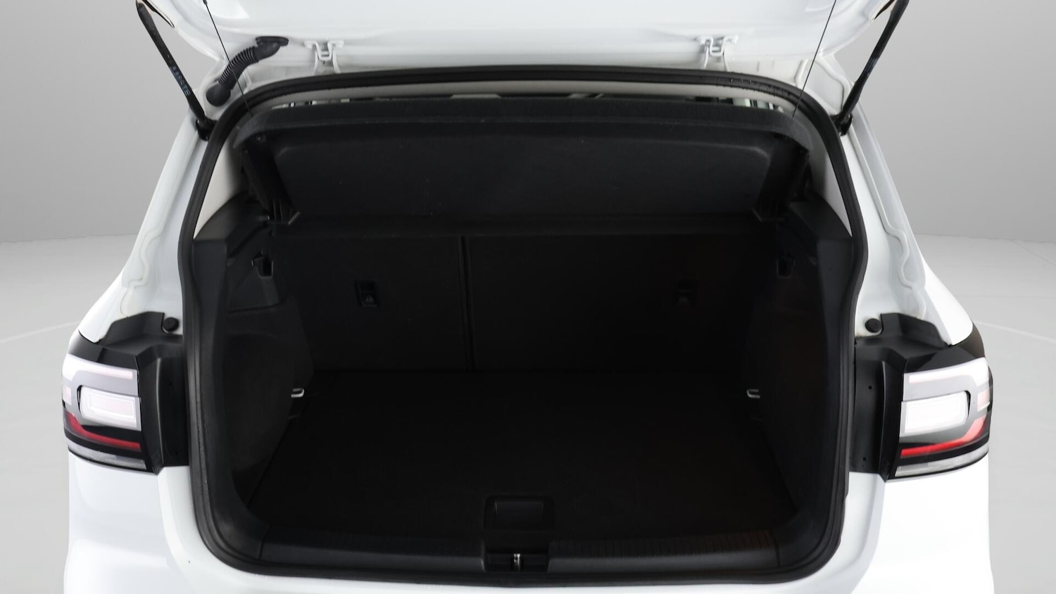 Used Volkswagen T-Cross 2021 for sale - 76689800: Photo 18