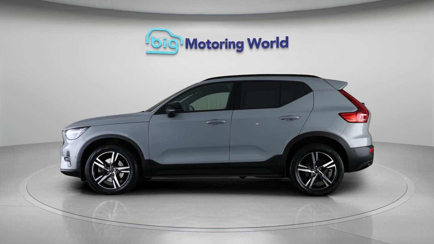Used Volvo XC40 2023 for sale - 76714715: Photo 5