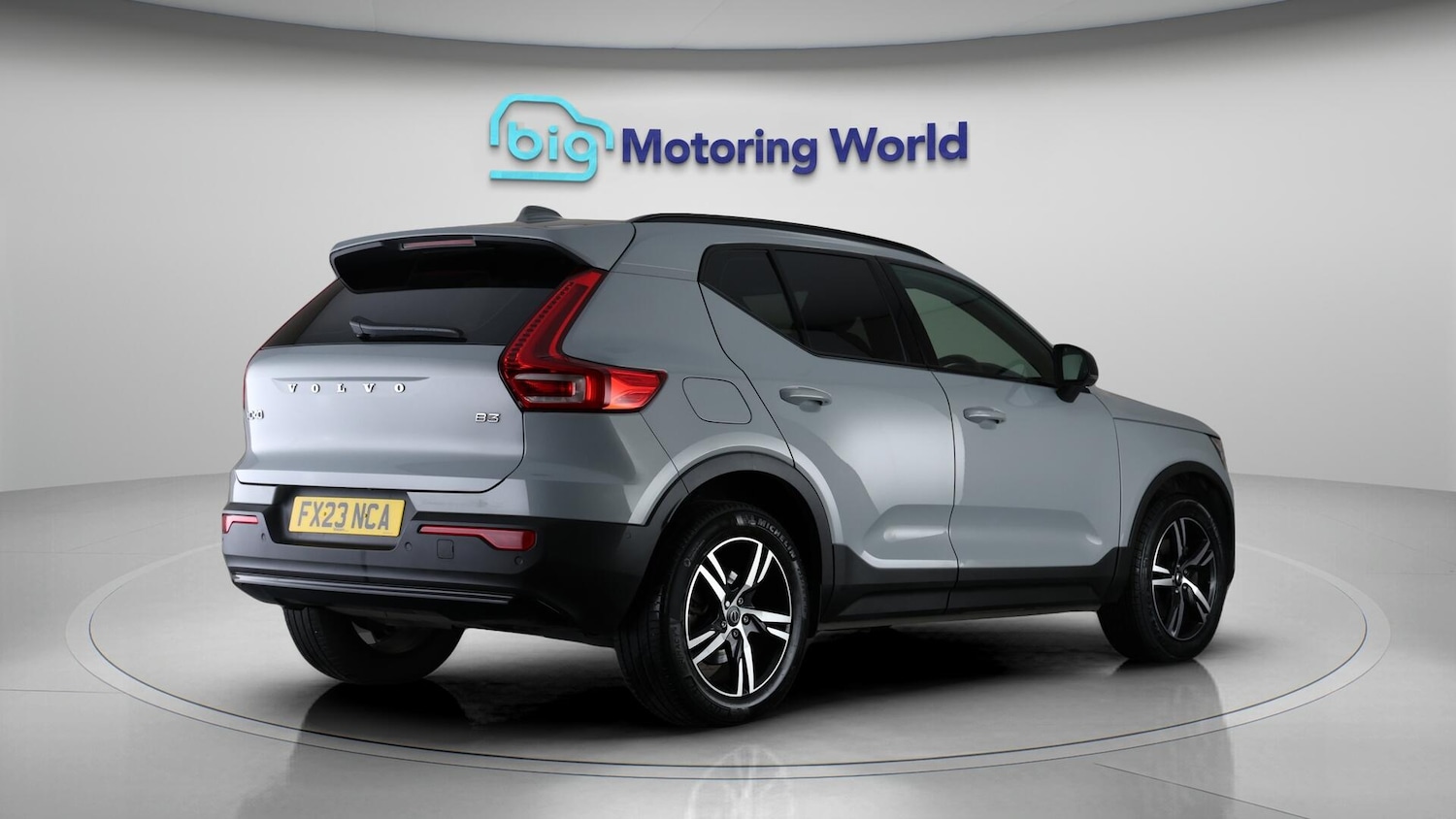 Used Volvo XC40 2023 for sale - 76714715: Photo 8