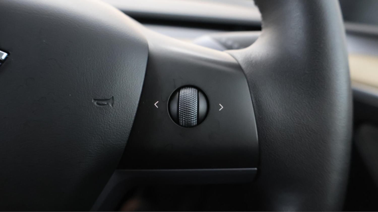 Used Tesla Model Y 2022 for sale - 76433101: Photo 24