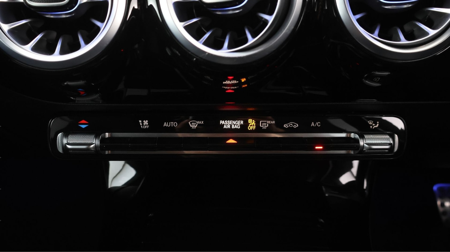 Used Mercedes-Benz CLA 2024 for sale - 78131503: Photo 11