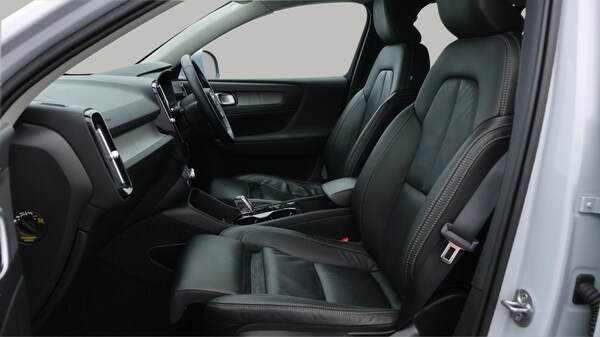 Used Volvo XC40 2022 for sale - 76175358: Photo 15
