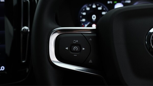 Used Volvo XC40 2022 for sale - 76175358: Photo 26