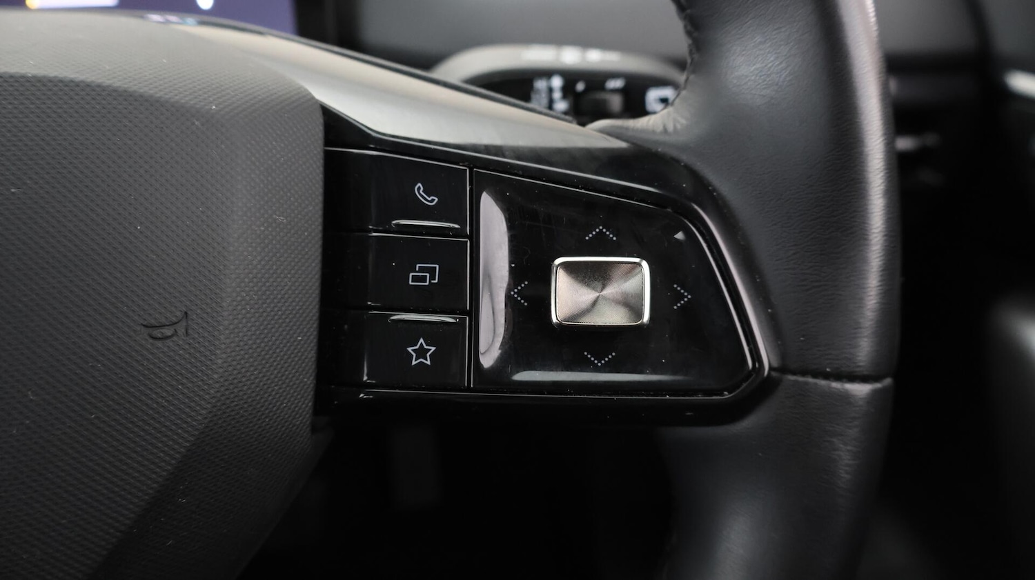 Used MG MG4 2024 for sale - 76666650: Photo 24