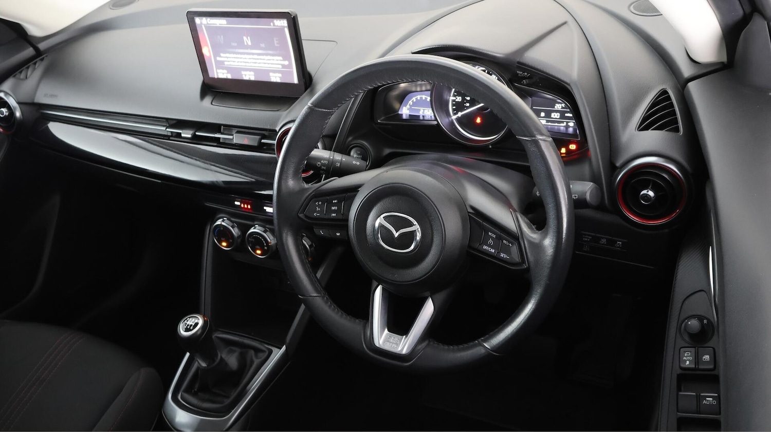 Used Mazda Mazda2 2023 for sale - 76094836: Photo 9