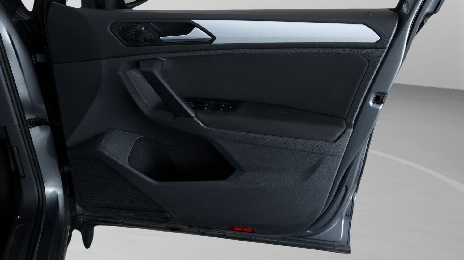 Used Volkswagen Tiguan 2020 for sale - 77938578: Photo 14