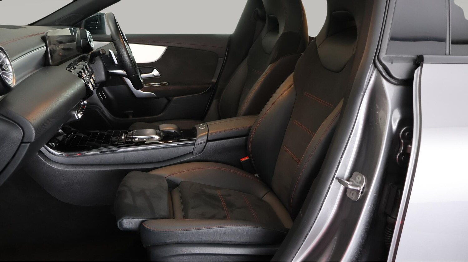 Used Mercedes-Benz CLA 2023 for sale - 76381308: Photo 14