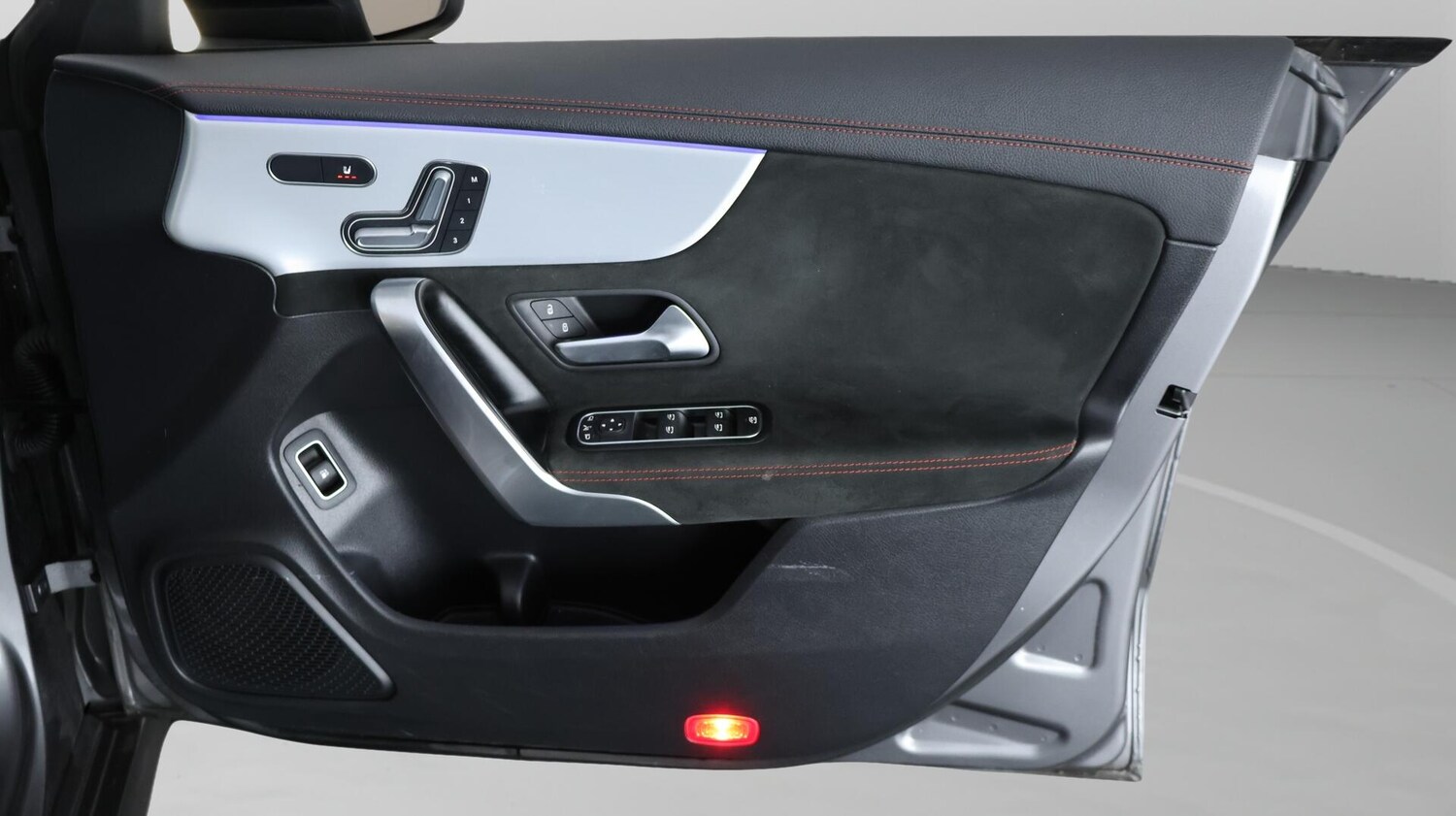 Used Mercedes-Benz CLA 2023 for sale - 76381308: Photo 15
