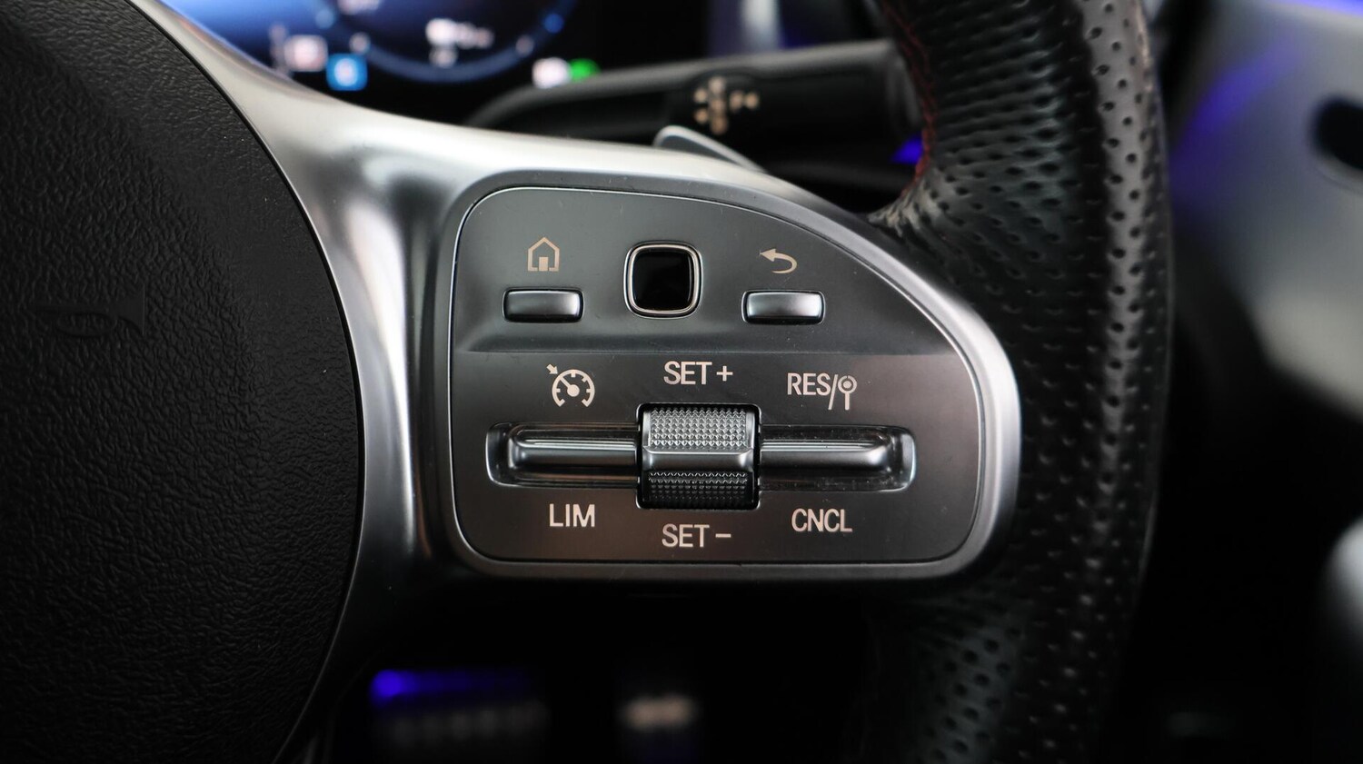 Used Mercedes-Benz CLA 2023 for sale - 76381308: Photo 24