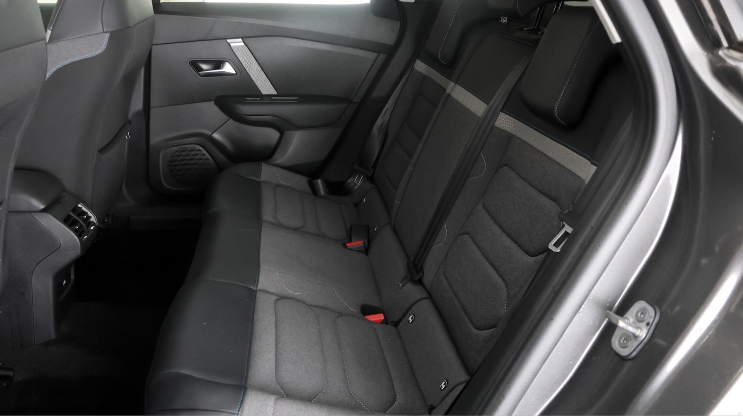 Used Citroen C4 2023 for sale - 77975770: Photo 15