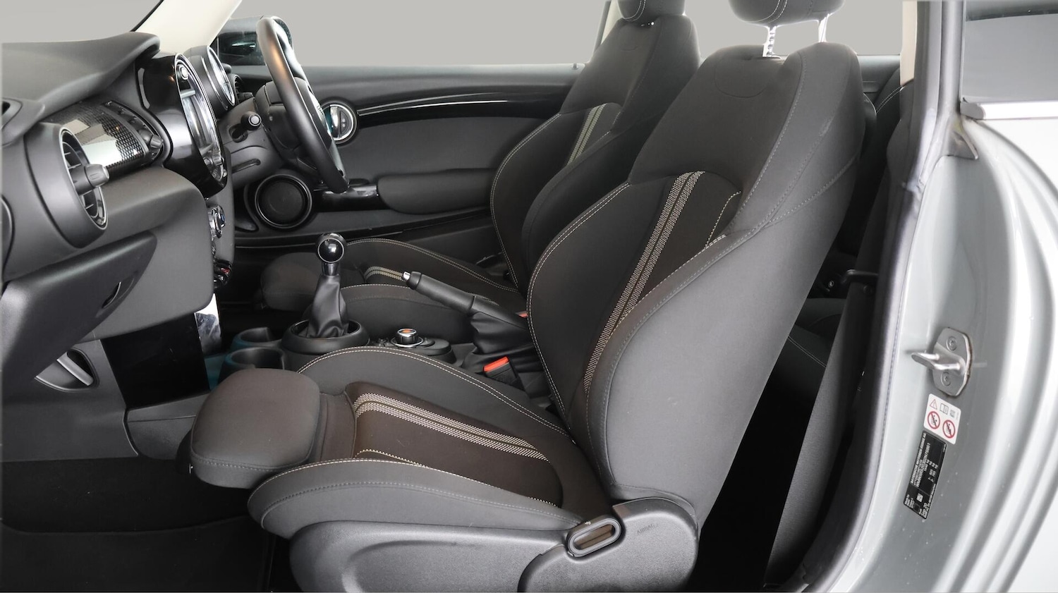 Used MINI Hatch 2020 for sale - 76457810: Photo 15