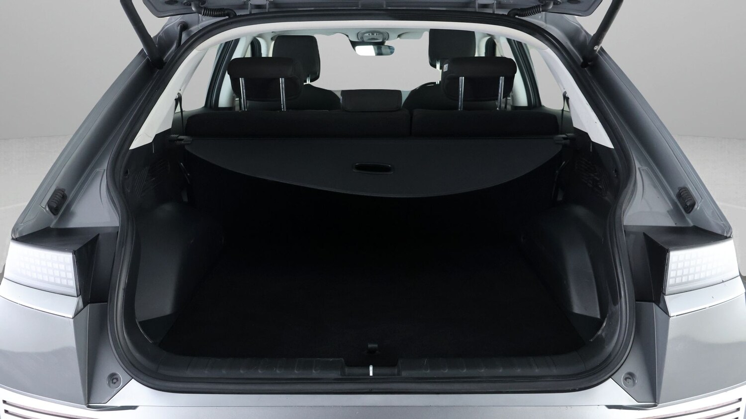 Used Hyundai IONIQ 5 2023 for sale - 77249142: Photo 17