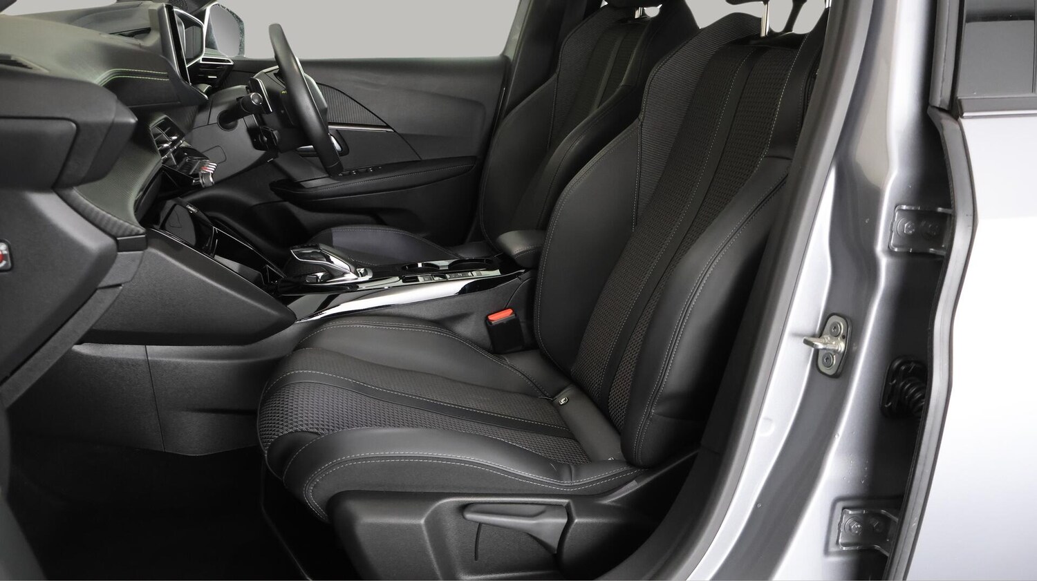 Used Peugeot 208 2022 for sale - 76317966: Photo 14