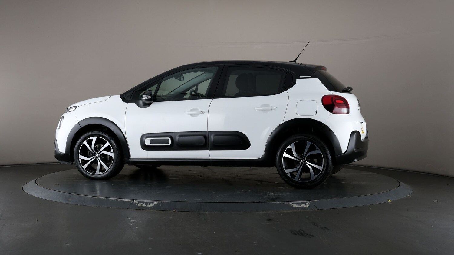 Used Citroen C3 for sale - 76810701: Photo 69
