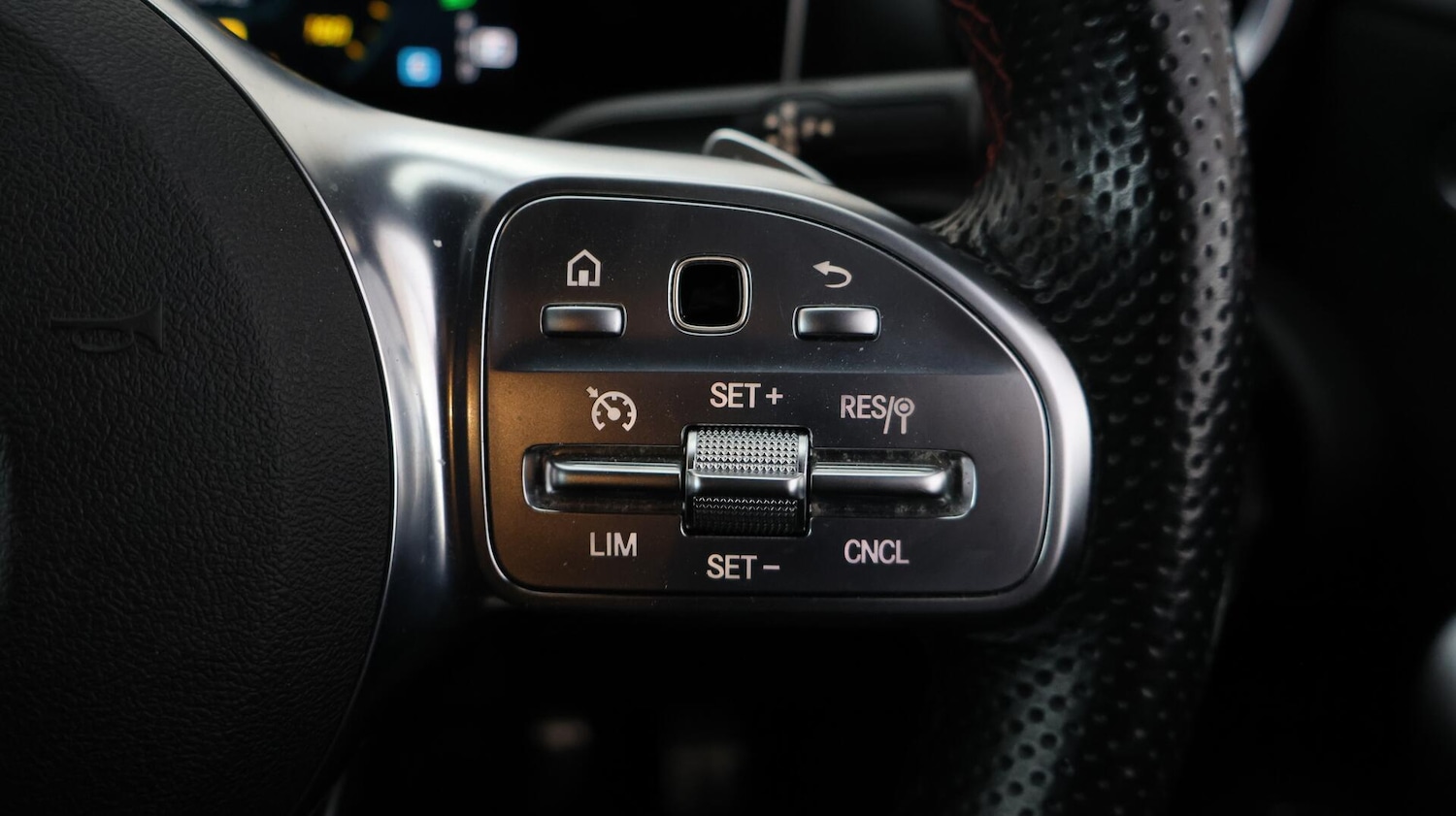 Used Mercedes-Benz A-Class 2019 for sale - 76765353: Photo 25